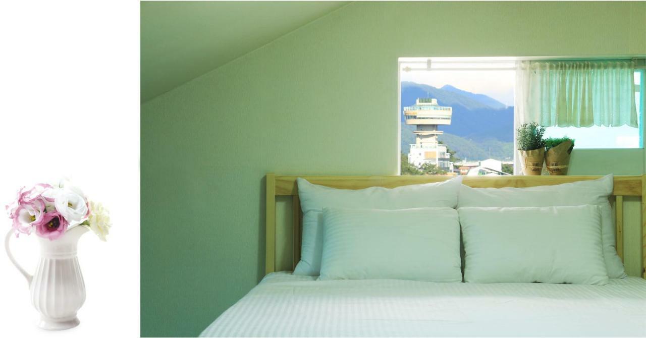 Tongyeong Paper Island Pension 外观 照片